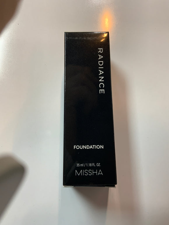 Missha Radiance Foundation 21