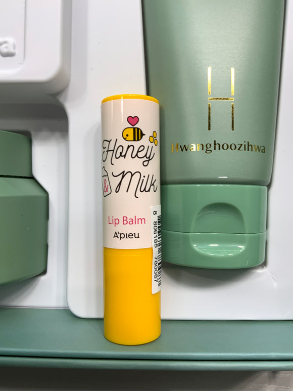 A’pieu Honey & Milk Lip Balm